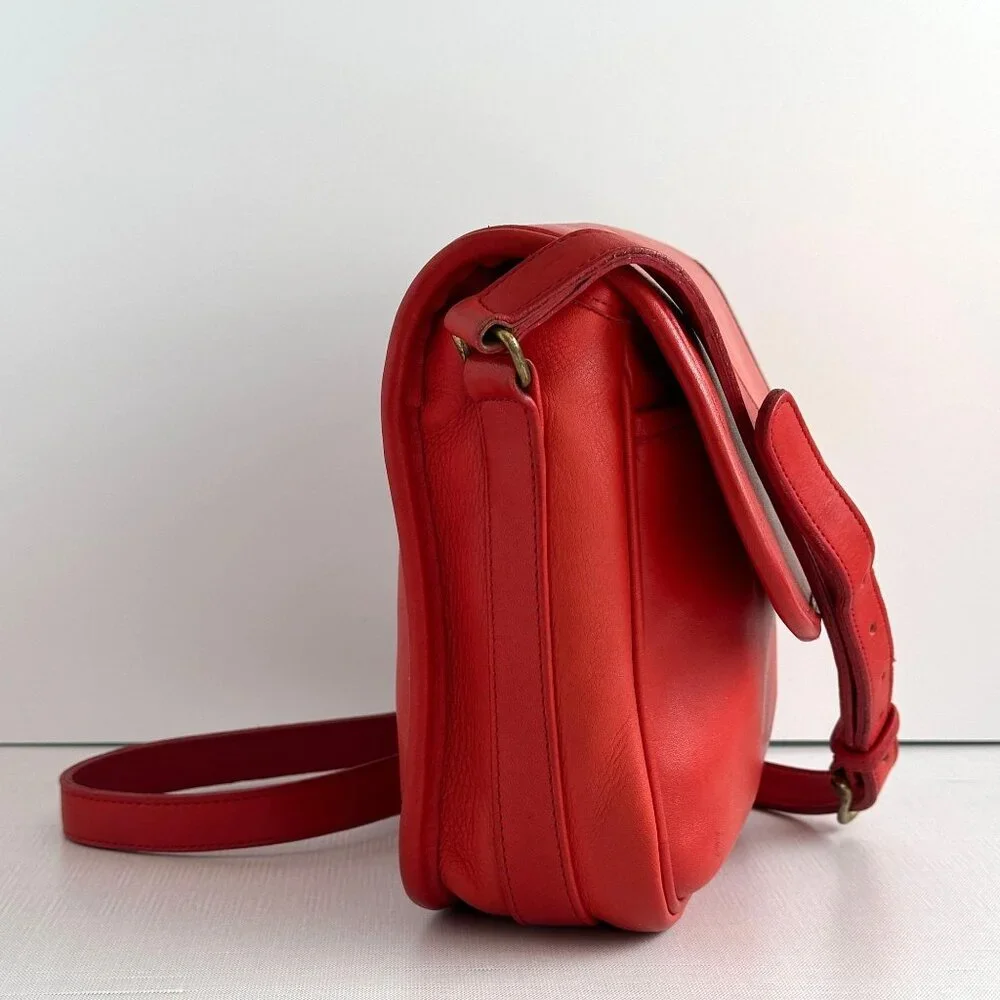 Vintage 1980s Coach Red Tailored Pouch 4110 Made in New York City - Picture 7 of 16